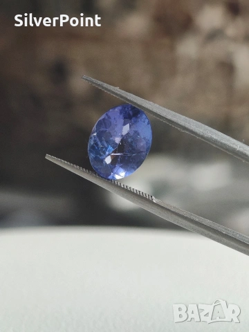 Танзанит 1.99 карата с швейцарски сертификат , снимка 3 - Други - 54080169