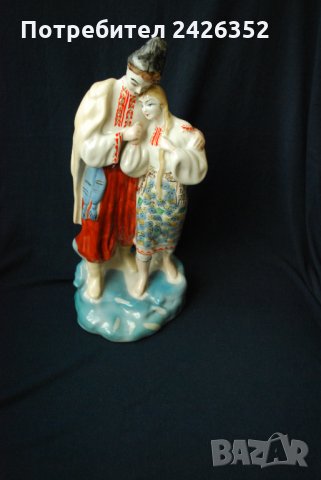 Голяма порцеланова фигура, мъж и жена, носии - 1, снимка 1 - Колекции - 35159671