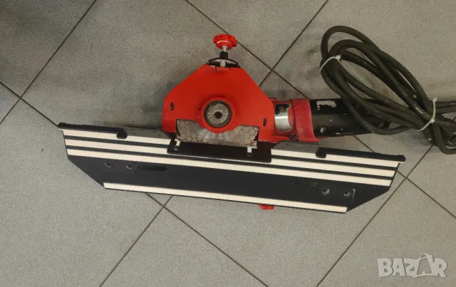 Ъглошлайф Milwaukee+приставка , снимка 2 - Други инструменти - 48066941