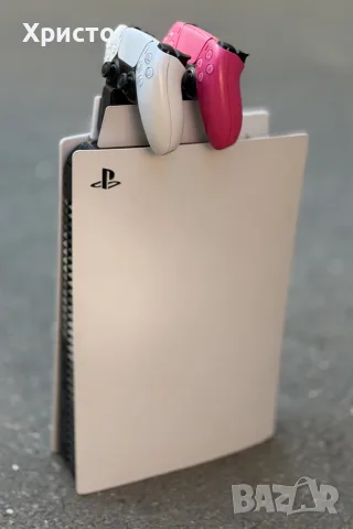 Конзола Sony PlayStation 5 Disc Edition CFI-1216A, 825GB + 2 DualSense + FIFA 23 + зарядна станция, снимка 4 - PlayStation конзоли - 56016791