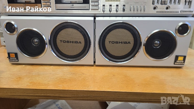 Продавам касетофон TOSHIBA RTS-983 WX-1, снимка 2 - Радиокасетофони, транзистори - 54128969