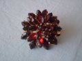 Винтидж брошка червен Чешки кристал месинг, снимка 2