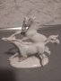 Порцеланова статуетка на диви коне, снимка 1 - Статуетки - 40420202