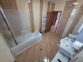 Продавам 1/2 къща (многостаен/4-стаен етаж 160кв., 1 ет. + 1/2 таванско помещение 30кв.), снимка 14