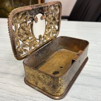 Стара бронзова кутия за бижута с порцеланова плочка Fragonard. №3829, снимка 7 - Колекции - 40465622