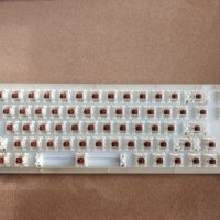 Механична RGB клавиатура за компютър 65% Womier Gateron Brown gaming keyboard геймърска светеща, снимка 4 - Клавиатури и мишки - 44354633