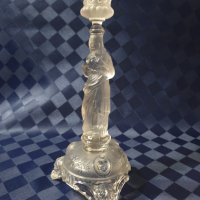 Кристален  свещник с религиозни мотиви, снимка 1 - Антикварни и старинни предмети - 42612534
