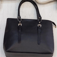Дамска стилна чанта с двойна катарама, снимка 1 - Чанти - 44756763
