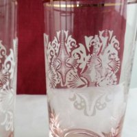 Ретро  чаши розово стъкло и златен кант , снимка 3 - Антикварни и старинни предмети - 19837565