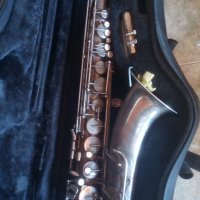 Продавам тенор саксофон B&S отлично състояние, снимка 1 - Духови инструменти - 30459196