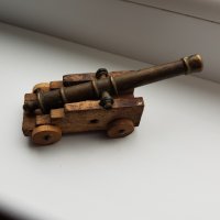 Сувенирно малко оръдие, снимка 7 - Антикварни и старинни предмети - 31779739