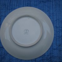 Порцеланова чиния , снимка 3 - Антикварни и старинни предмети - 31868566