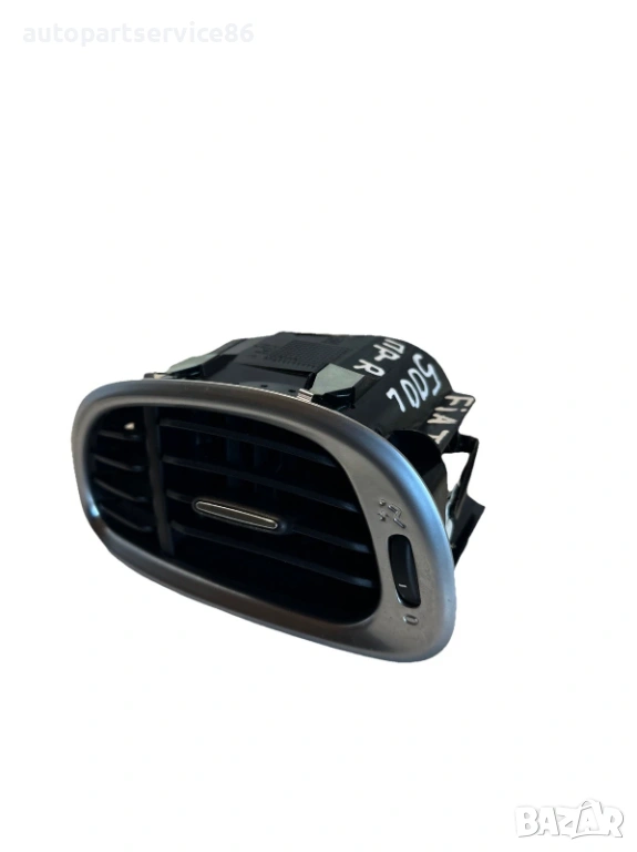 Духалка въздухозаборник (вентилаторна решетка) преден десен за Fiat 500L, 2013 г., № 226739, снимка 1