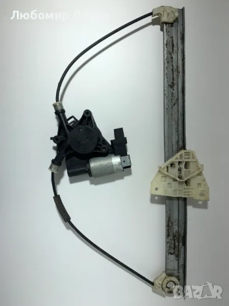 Моторче със стъклоповдигач предна дясна врата Mazda 3 (03-08)г. G22C5858X, снимка 1