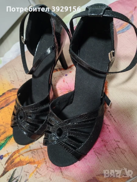 Обувки за латино танци, снимка 1
