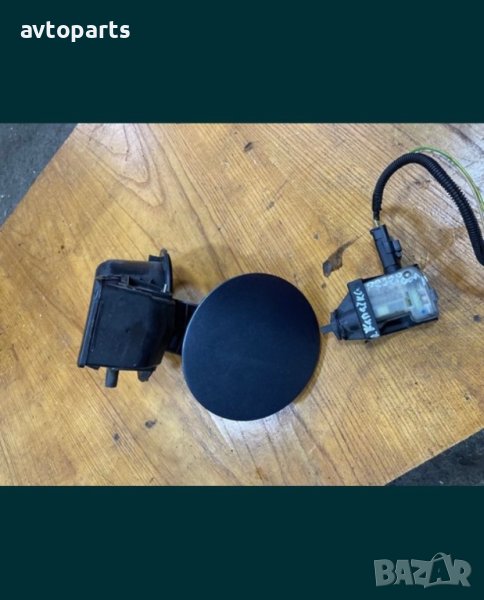 Citroen c4 picasso 1.6hdi 2009година Капачка резервоар с механизъм затваряне, снимка 1