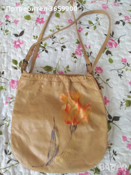 Дамска чанта Coccinelle, рисувана., снимка 1