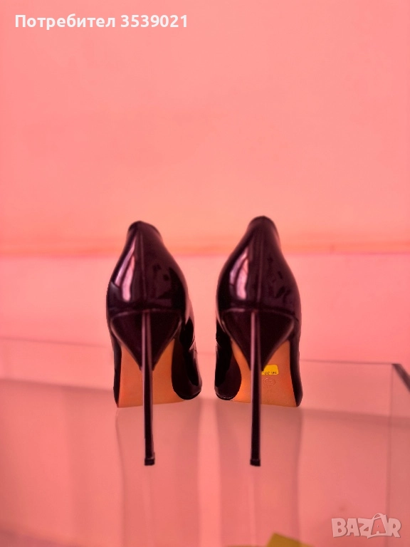 Чисто нови черни обувки Casadei размери 38,39 , снимка 1