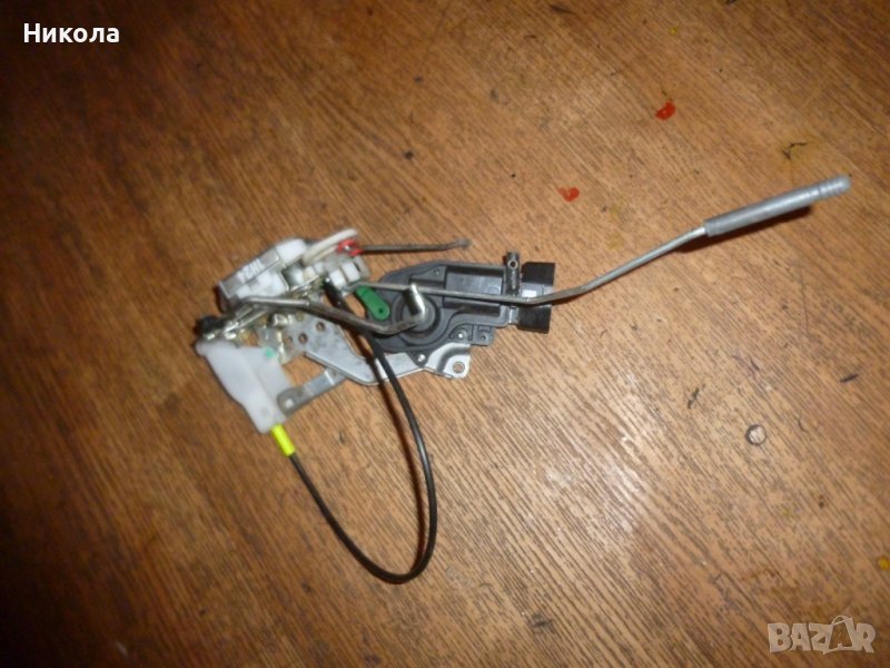 Предна лява брава за Пежо 107 , снимка 1