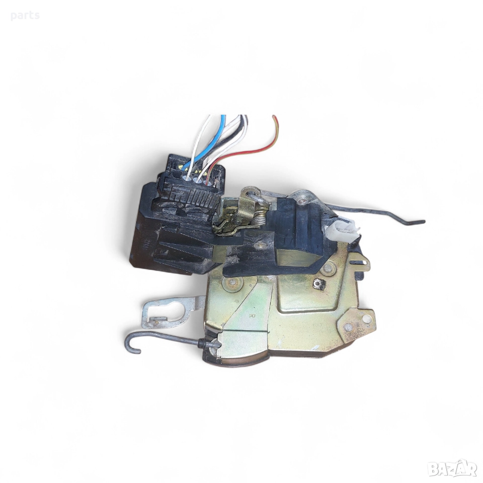 Дясна Брава - Ключалка БМВ Е36 Компакт , снимка 1