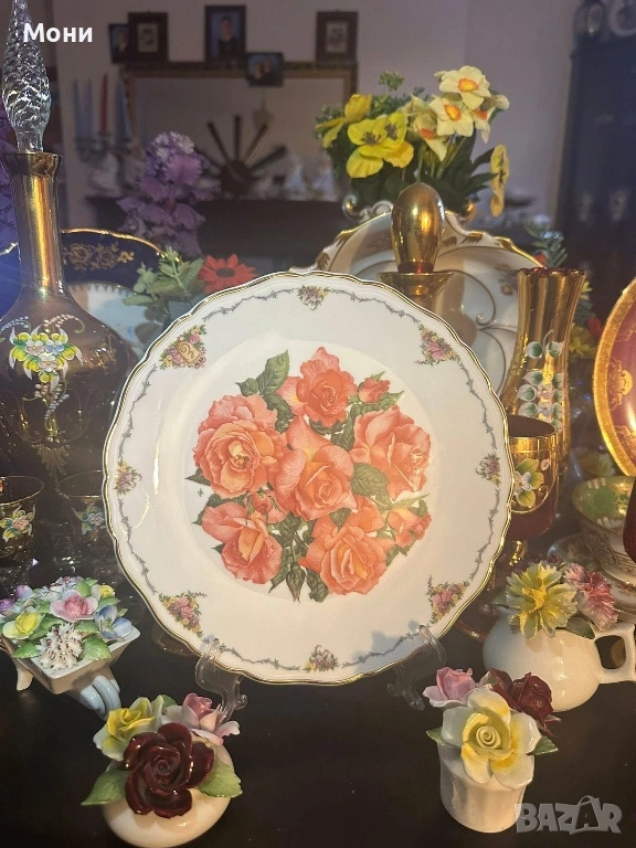 Royal Albert England  1990 “ Лпбов от пръв поглед” (историческа препратка), автор Sara Anne Schofiel, снимка 1