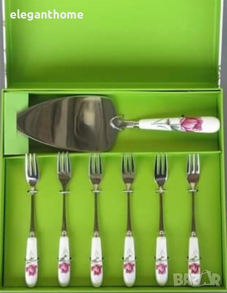 Порцеланов комплект за торта - ШПАТУЛА И 6 БРОЯ ВИЛИЧКИ, снимка 1