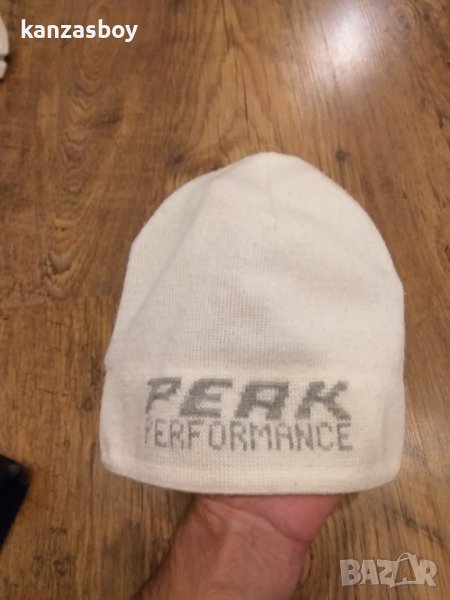 peak performance - страхотна зимна шапка, снимка 1