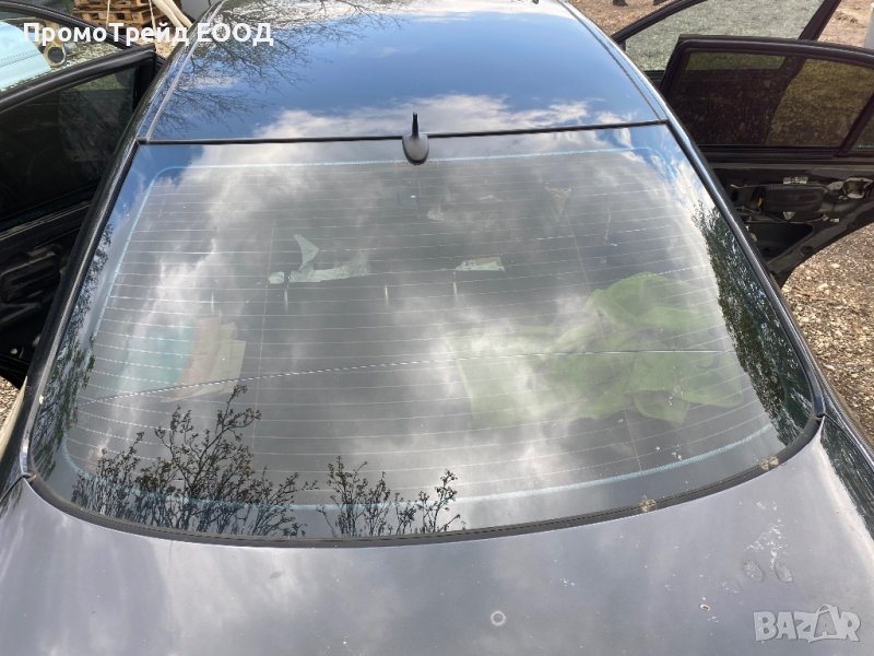 Задно стъкло свалено от Мерцедес w211 седан Mercedes W211, снимка 1