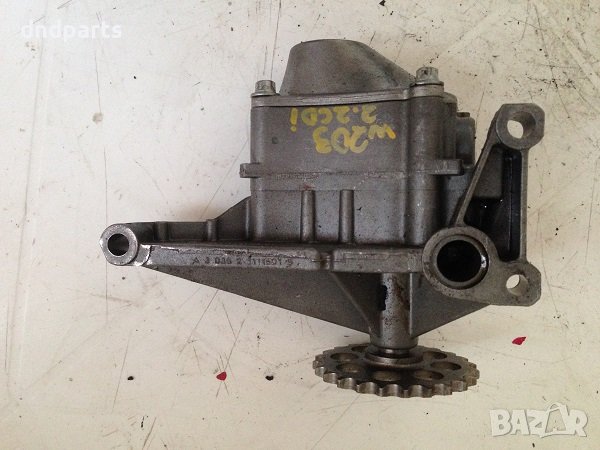 Маслена помпа за Mercedes W203, (2000-2006г.), 2.2 CDI, снимка 1