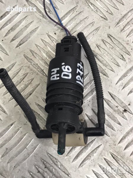 Помпичка чистачки Audi A4,2006г., снимка 1