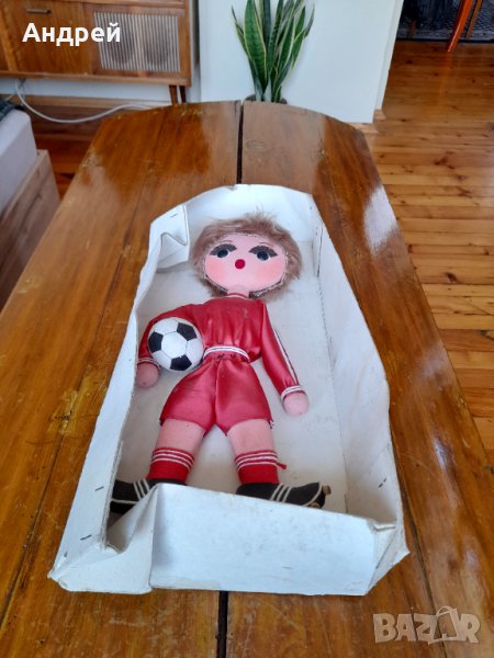 Стара кукла за стена Футболист, снимка 1