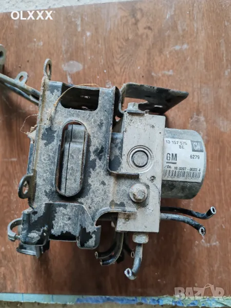 Помпа ABS за Opel Astra H /Opel Zafira 13 157 576 BE, снимка 1