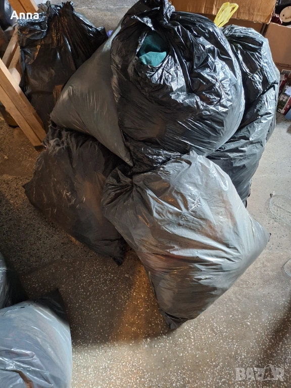 Зимни дрехи втора употреба на едро, снимка 1