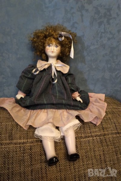 Порцеланова кукла ръчна изработка , снимка 1