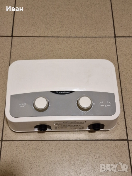 Проточен бойлер Ariston AURES 5.5 кВт, снимка 1