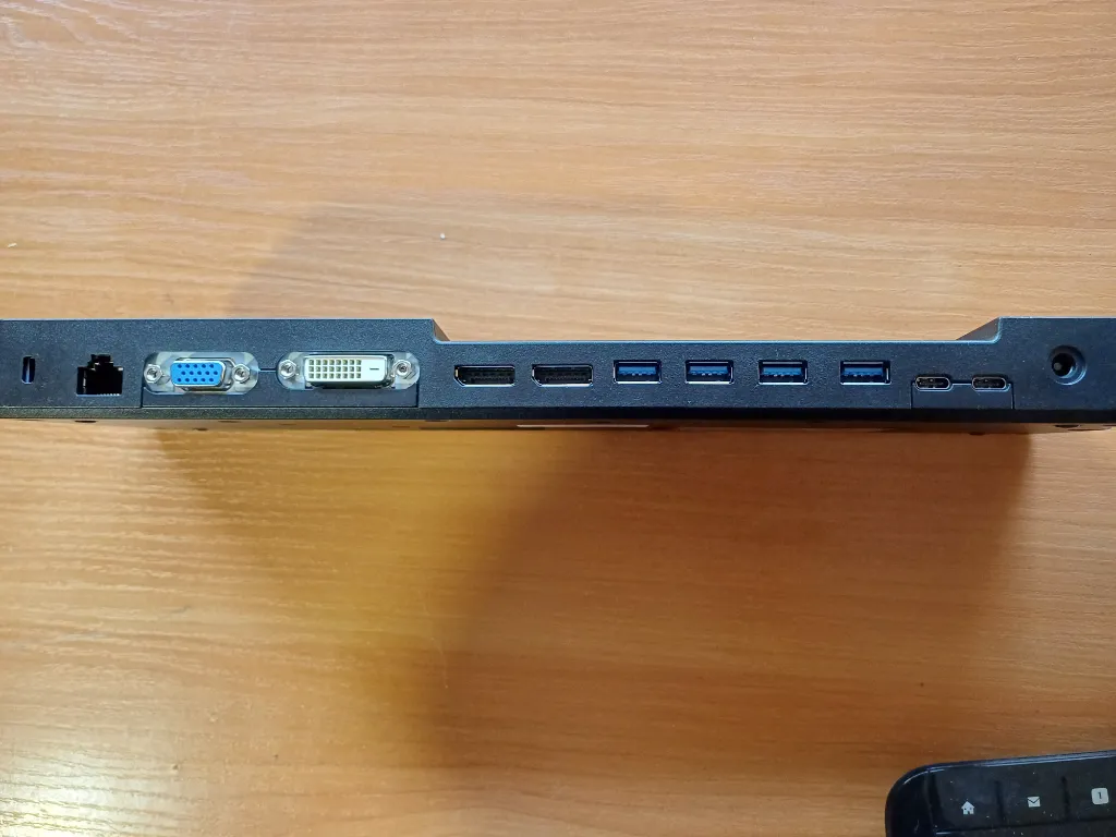 Docking Station Fujitsu Lifebook USB-C – NPR46 FPCPR363, Ricondizionata