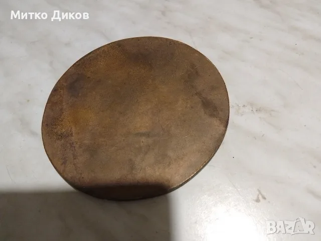 Плакет бронзов масивен 420 гр. фи133 мм и ден.6 мм Хаджи Димитър Гр.Ботев стих. текст.Тоз който падн, снимка 2 - Колекции - 56094848