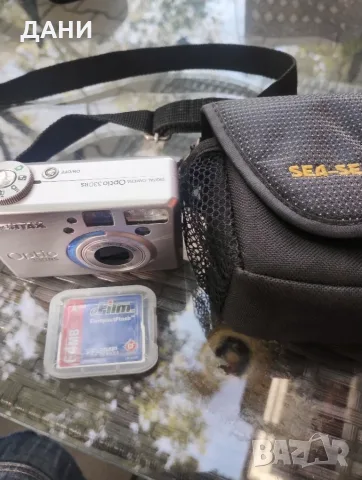  дигитален компактен цифров Фотоапарат Pentax с чантичка и допълнителна карта памет