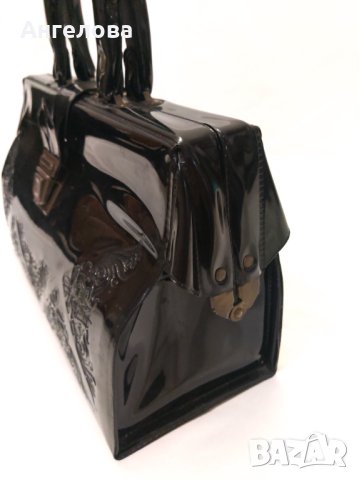 Дамска чанта естествен лак, модел от '70 те, снимка 8 - Антикварни и старинни предмети - 42759888