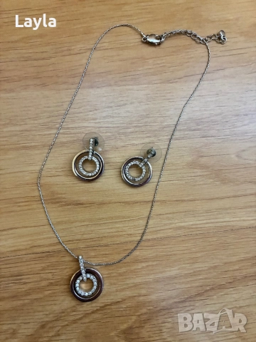 Колие и обеци Сваровски