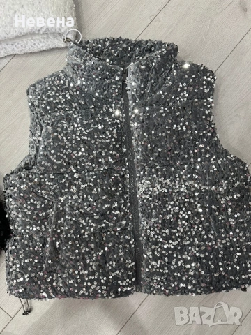 Дамски елек с паети, снимка 4 - Елеци - 52405729