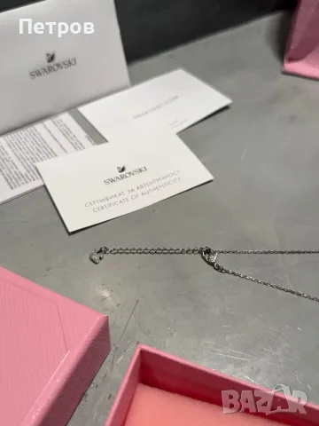 ЧИСТО НОВО 100% оригинално Swarovski дамско колие, снимка 7 - Колиета, медальони, синджири - 56181374