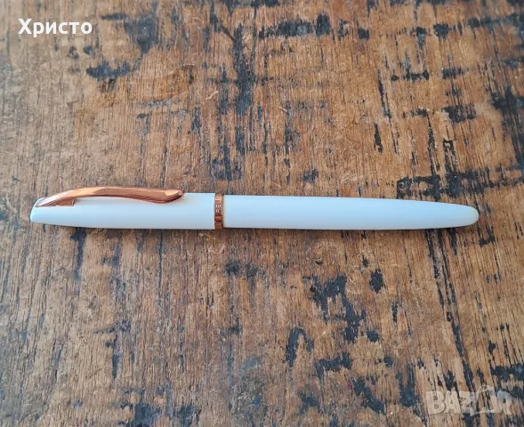 писалка Пеликан Peliкan перлено бяло и розов металик Peliкan Perlwhite and Rose Pink в кутия, снимка 9 - Ученически пособия, канцеларски материали - 47654245