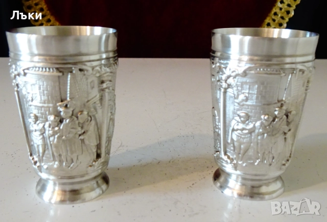 Калаена чаша за ракия Влюбени,Вечният младоженец,Серенада. , снимка 5 - Антикварни и старинни предмети - 52216174