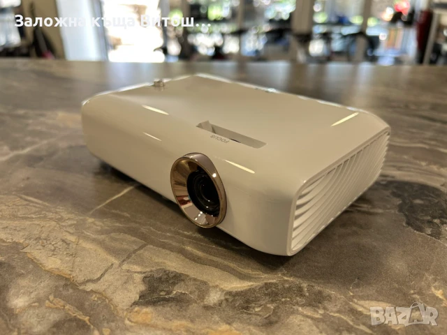 Мултимедиен LED проектор LG PH550 Minibeam, снимка 7 - Плейъри, домашно кино, прожектори - 50666560