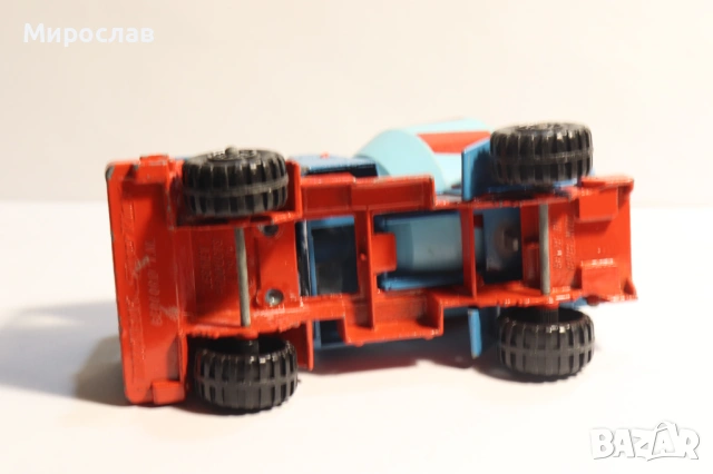 MATCHBOX МОДЕЛ КАМИОН BEDFORD БЕТОНОВОЗ МИКСЕР, снимка 5 - Колекции - 53259054