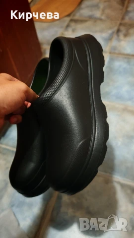 неплъзгащи се работни обувки , снимка 2 - Ежедневни обувки - 51275213