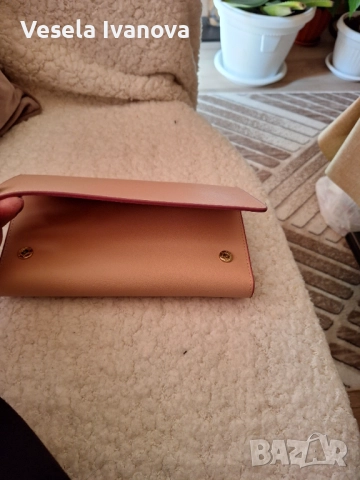 Дамско портмоне , снимка 3 - Портфейли, портмонета - 52662509