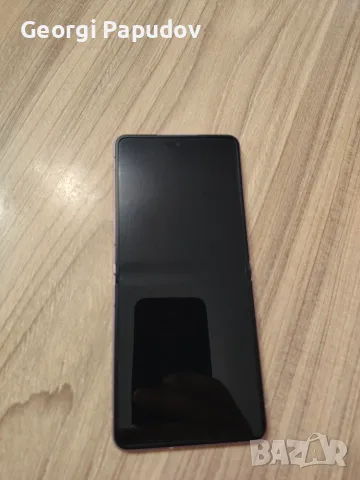 Samsung Z Flip 8 512GB, снимка 5 - Samsung - 55905538