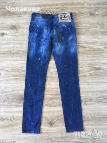 Dsquared2 мъжки дънки - ликвидация, размер 42/44/46/48/50, снимка 2 - Дънки - 51324773